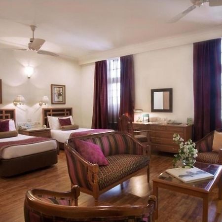 Ambassador, New Delhi - Ihcl Seleqtions Hotell Eksteriør bilde A suite at the Imperial Hotel