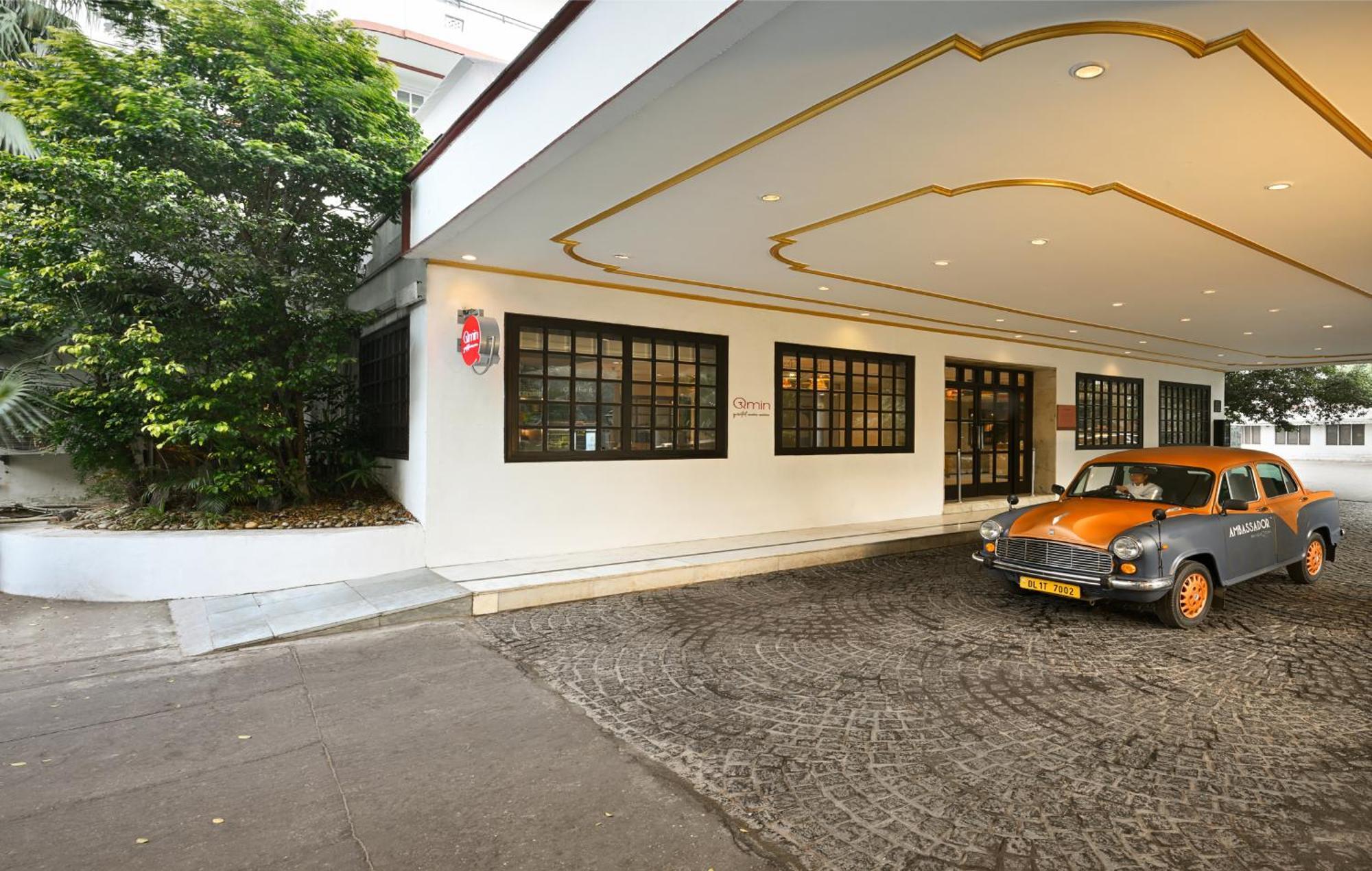 Ambassador, New Delhi - Ihcl Seleqtions Hotell Eksteriør bilde The entrance of the Swiss Embassy in Kuala Lumpur