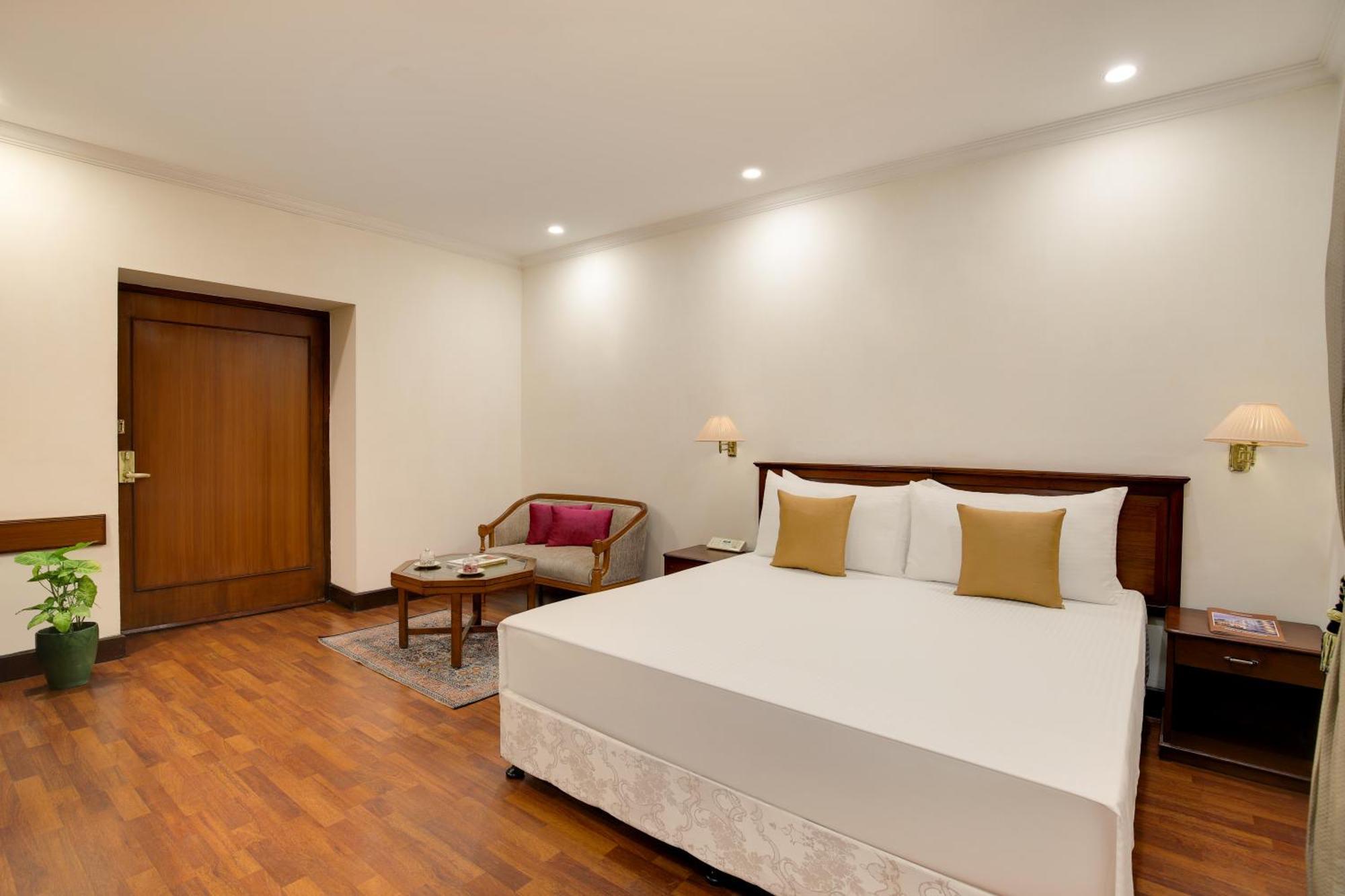 Ambassador, New Delhi - Ihcl Seleqtions Hotell Eksteriør bilde A room at the hotel